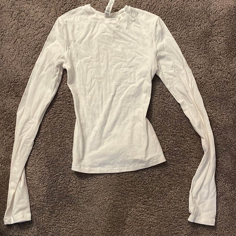 SKIMS cotton jersey stretchy long sleeve white t shirt never worn XS